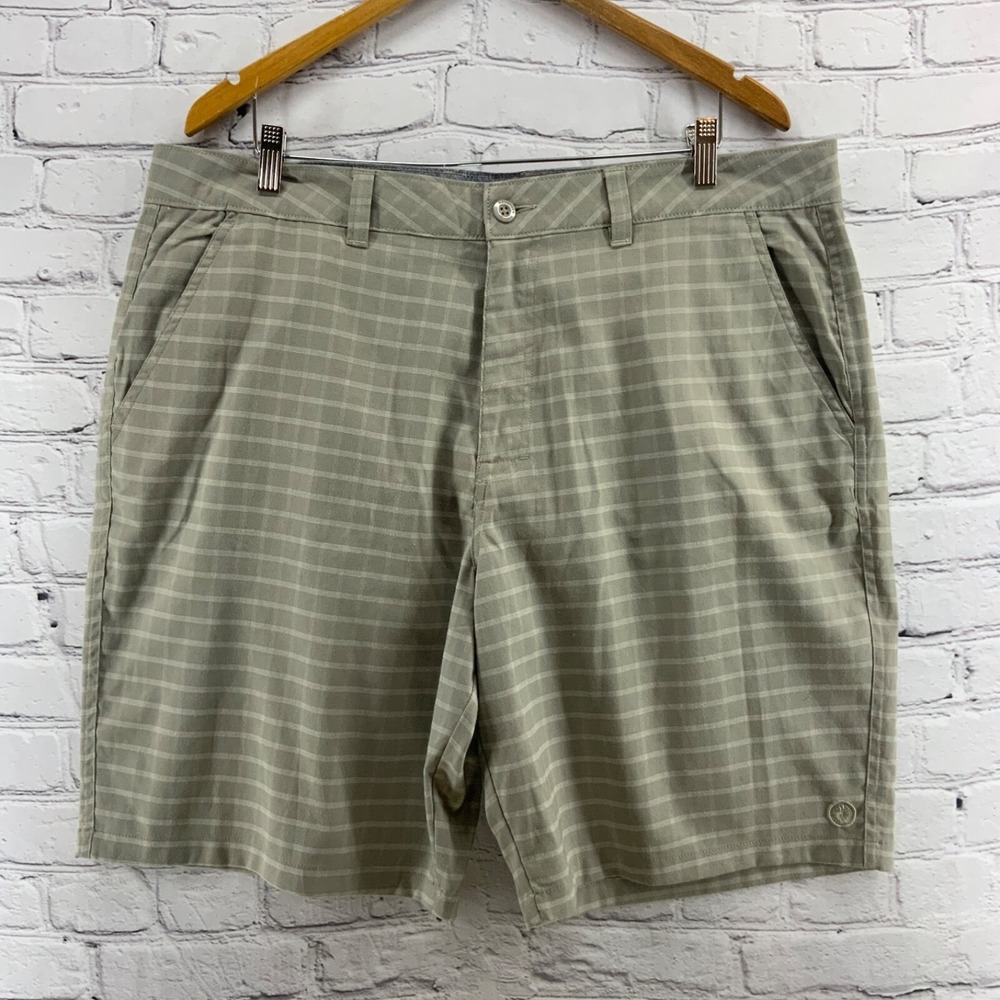 Hang Ten Golf Shorts Mens Sz 40 Tan‎ Plaid